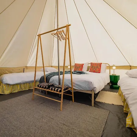 Hoeve De Binnenplaets - Cozy Four Glamping Tent