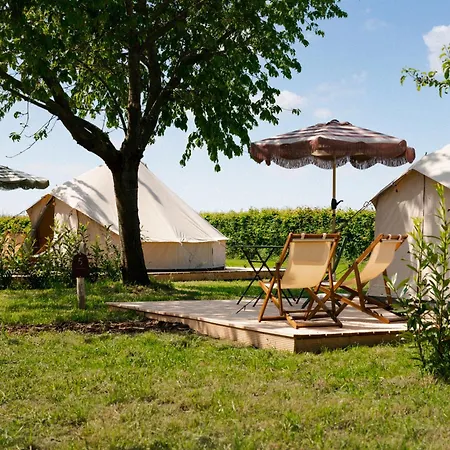 Hoeve De Binnenplaets - Cozy Four Glamping Tent 럭셔리텐트 *